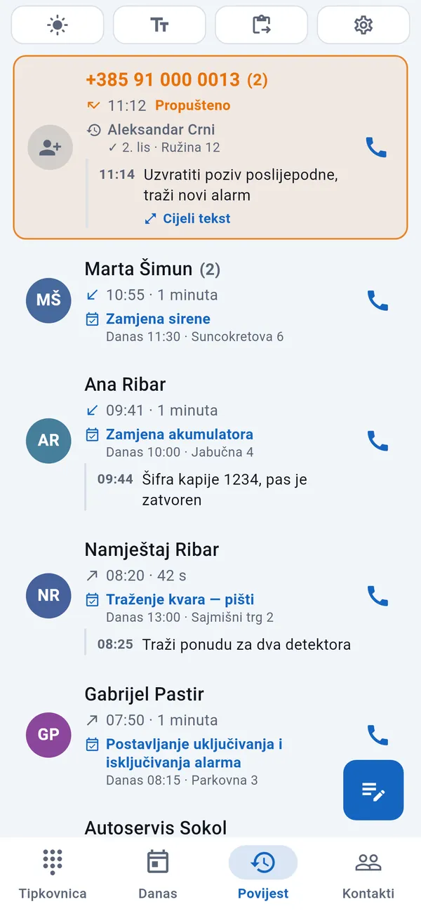 Povijest poziva: istaknut propušteni poziv, ispod pozivatelji s njihovim poslovima i bilješkama.