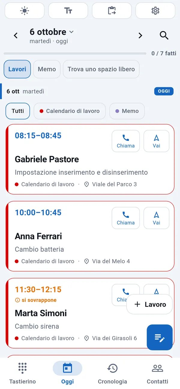 Scheda Oggi di WorkDialer: elenco dei lavori di oggi con orario, nome del cliente, tipo di lavoro e indirizzo.