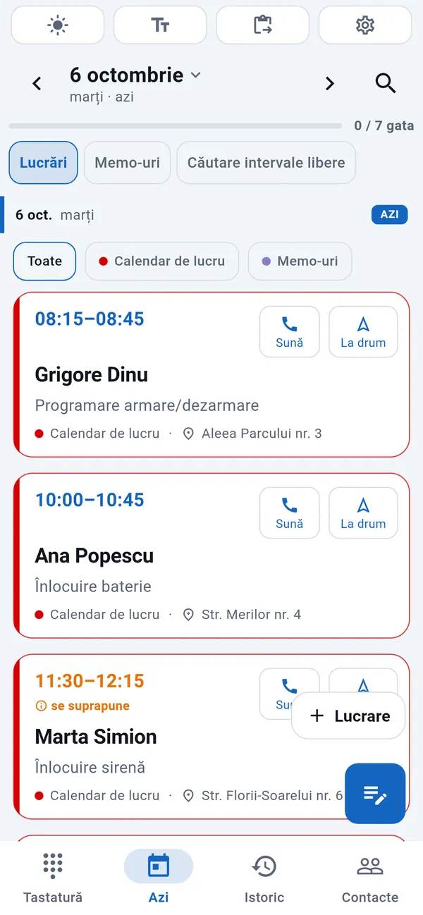 Fila Azi din WorkDialer: lista lucrărilor de azi cu oră, numele clientului, tipul de lucrare și adresa, cu butoanele Sună și La drum.