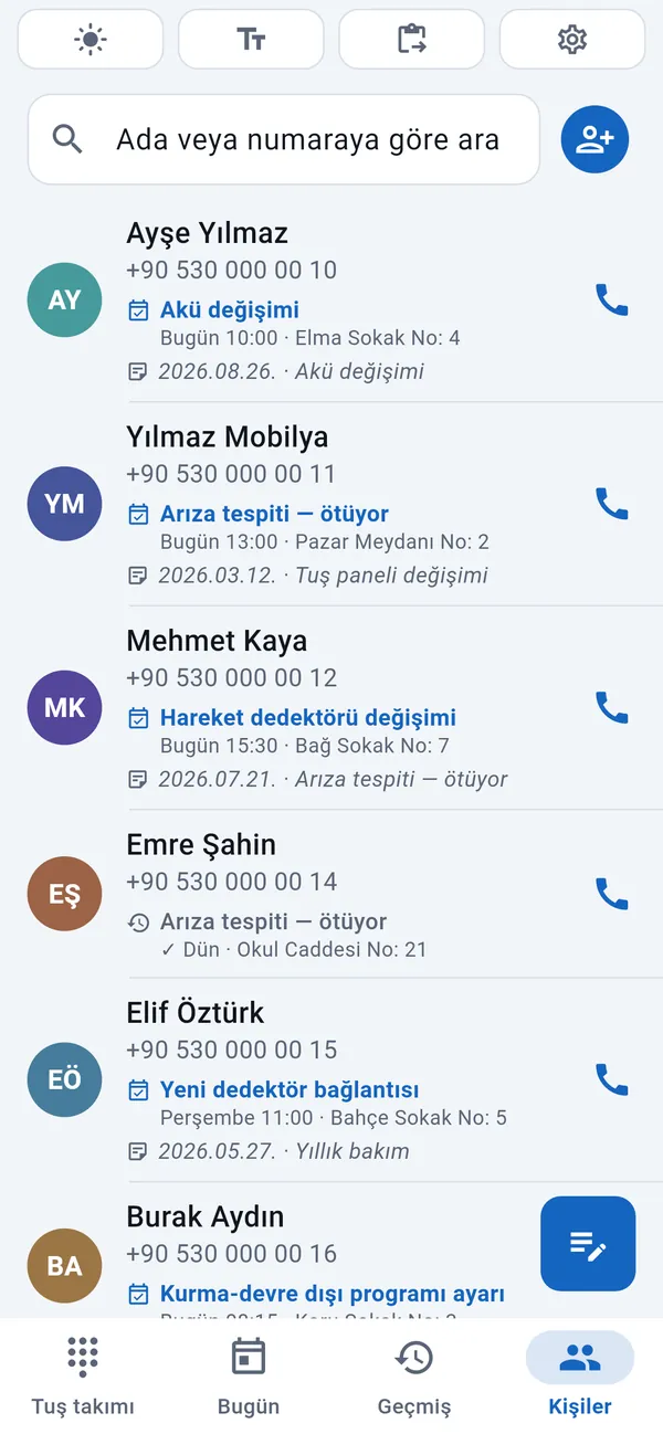 Müşterilerin kişi listesi, her birinin yanında işinin tarihi ve türü.